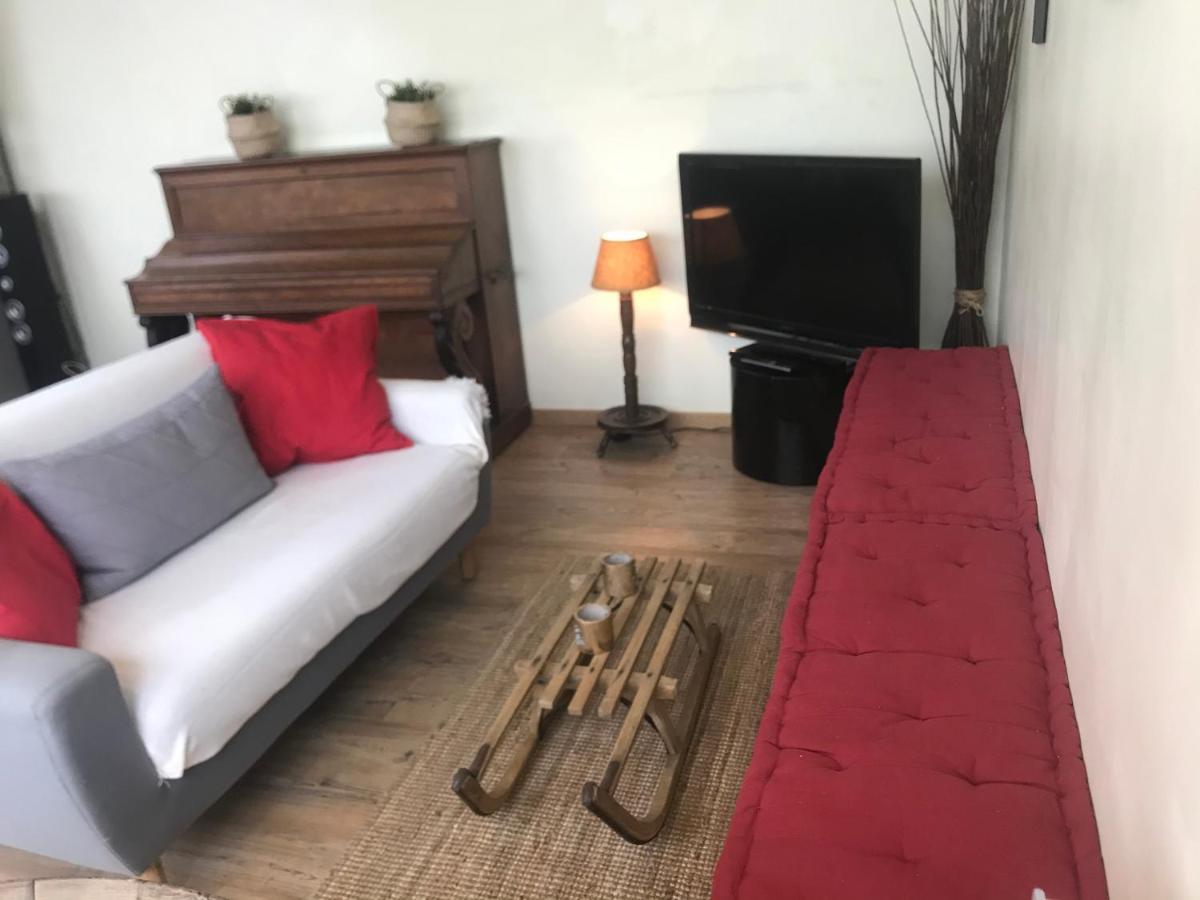 Ferienwohnung - Le Patio - Calme, Chaleureux, Unique Besançon Exterior foto